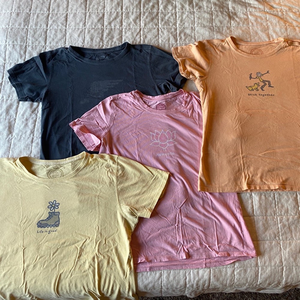 Women’s Life is Good T-shirts